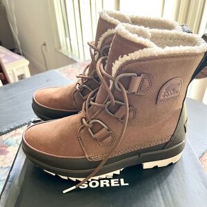 Sorrel boots! Size 8